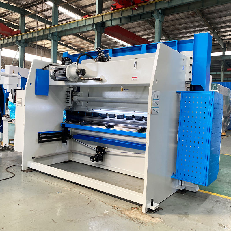 Servo electro-hydraulic bending machine