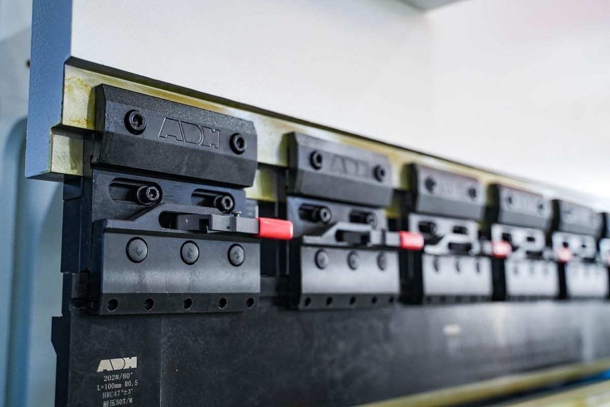 Servo Press Brake Complete Guide: Precision, Power, and Productivity