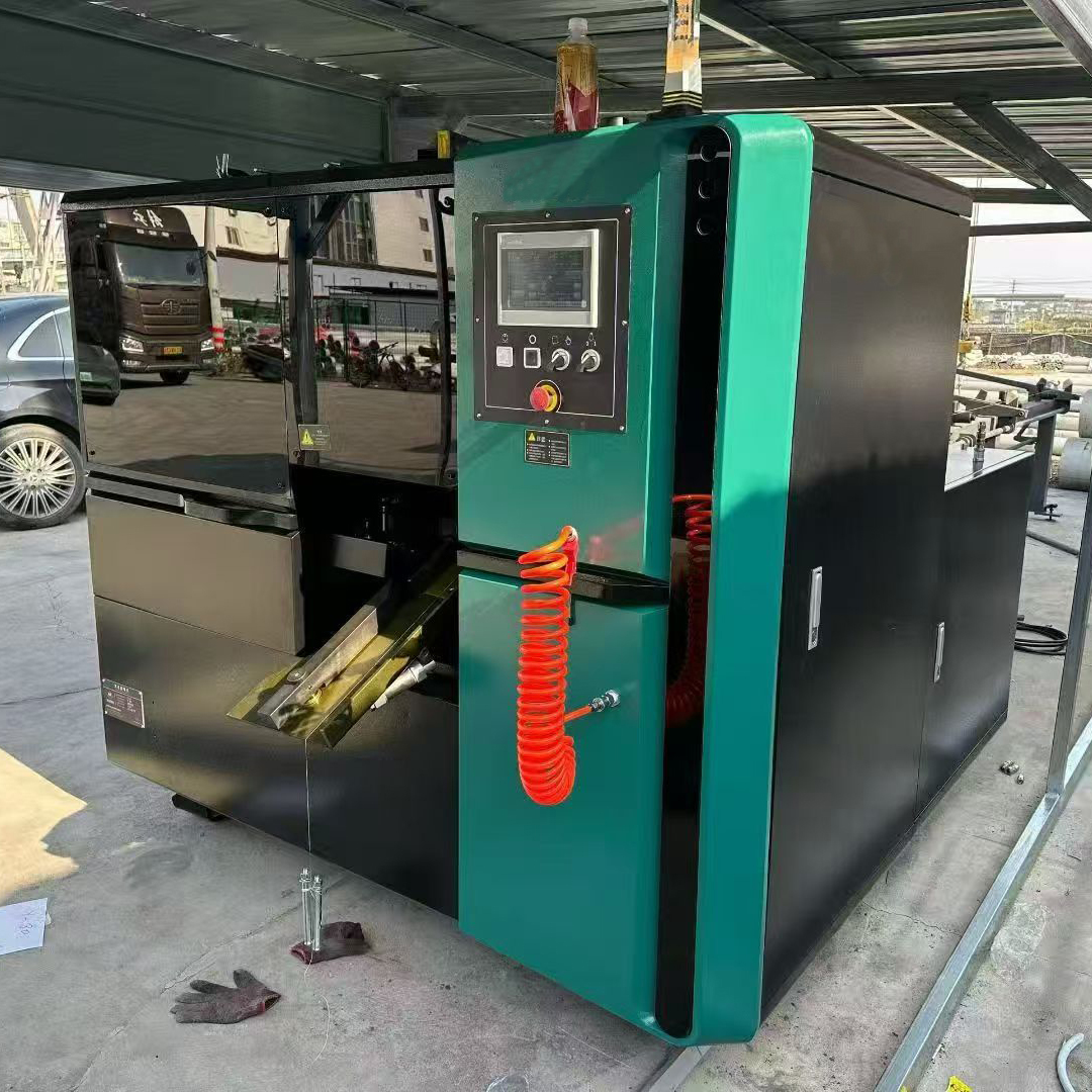 High-speed circular saw cutting machine